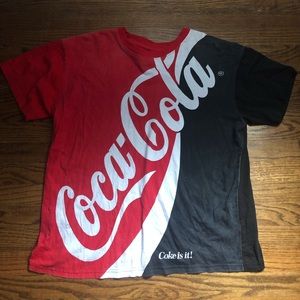 Coca-Cola All Over Print Logo Tee Size XL (Fits like a size large)